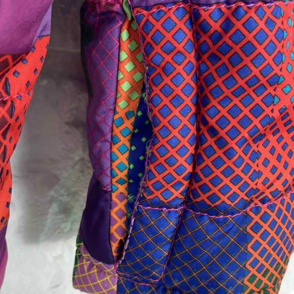 Puffer style jacket with patchwork look fabric front zipper two front pockets - Picture 4 of 12